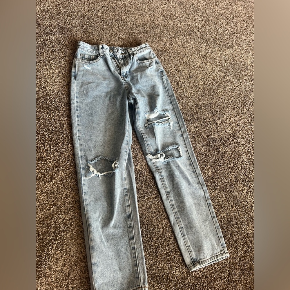 light washed jeans - NEVER WORN -